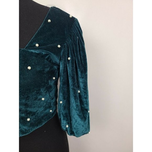 Urban Outfitters Dark Green Velvet Embellished Perla Crop Top Size Medium - Picture 4 of 9